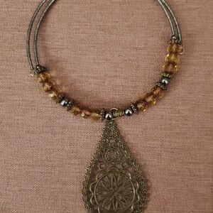 Elegant Gold and Silver Pendant Necklace